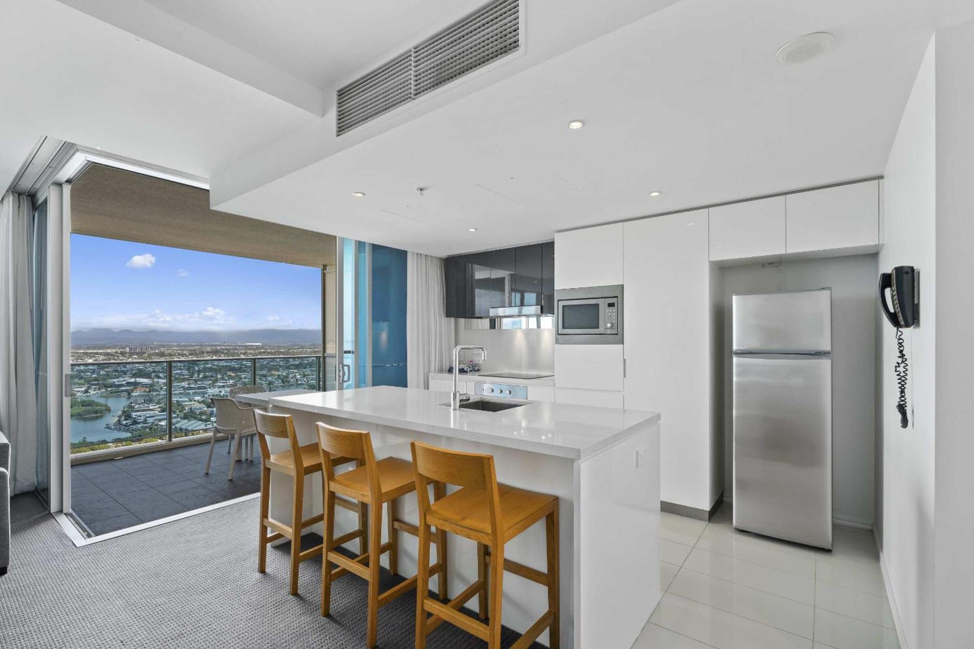 Orchid Residences - Hr Surfers Paradise غولد كوست الغرفة الصورة